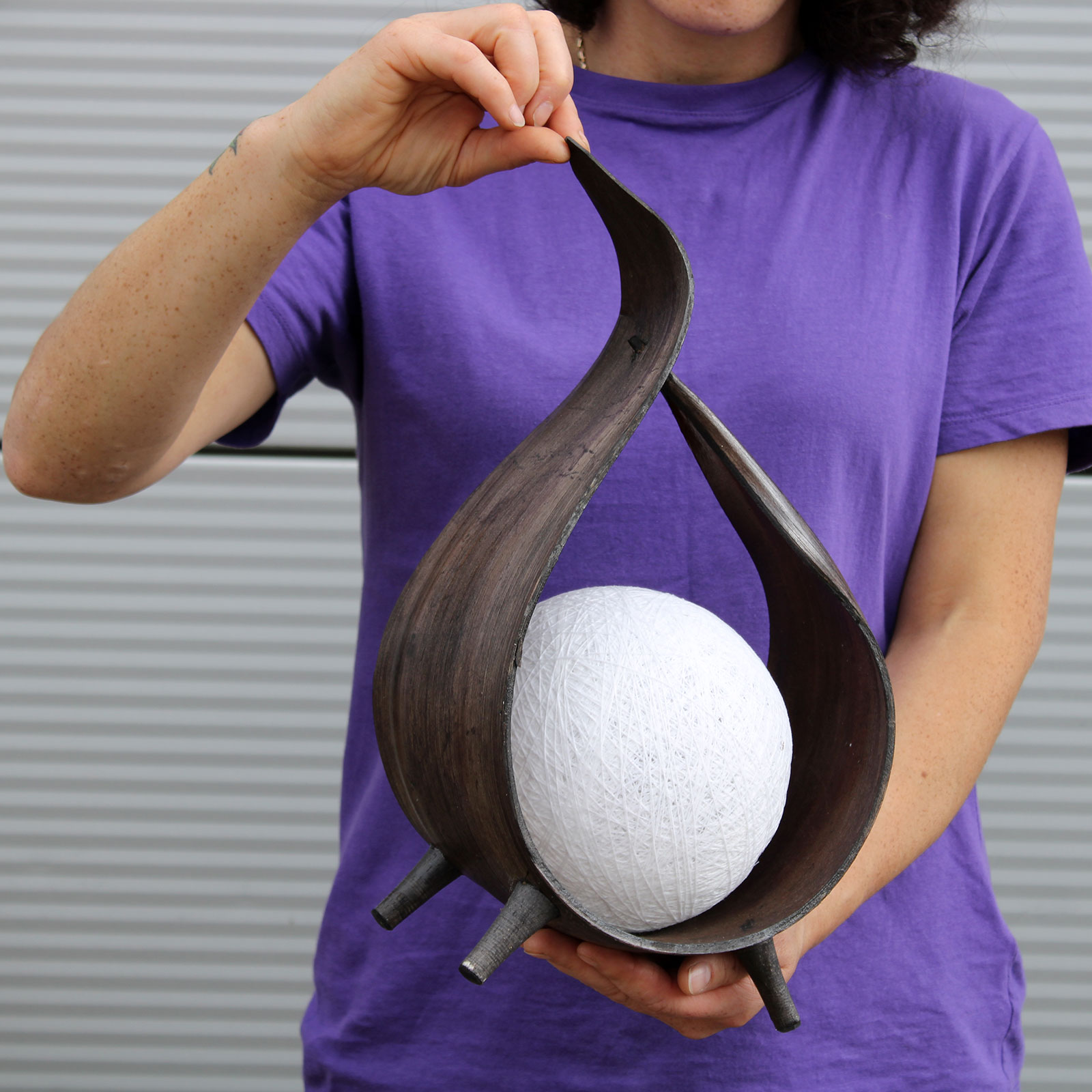 candeeiro-de-coco-natural-preto-2